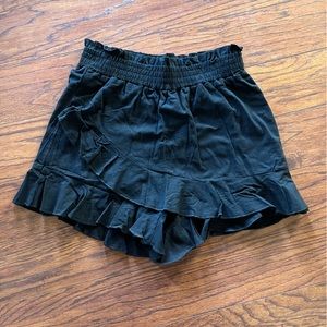 Black Ruffle Skirt/shorts